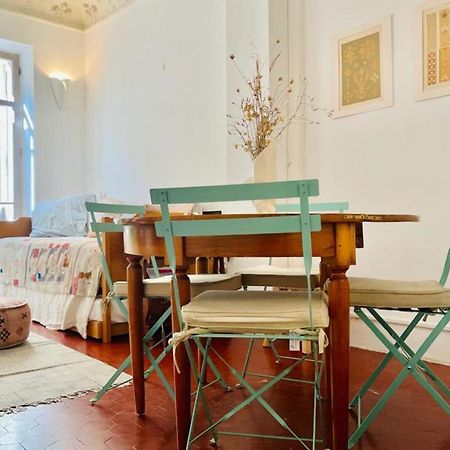 Villa Bnb Renting Great Studio In The Heart Of Cannes Old City Neighbourhood ! Extérieur photo