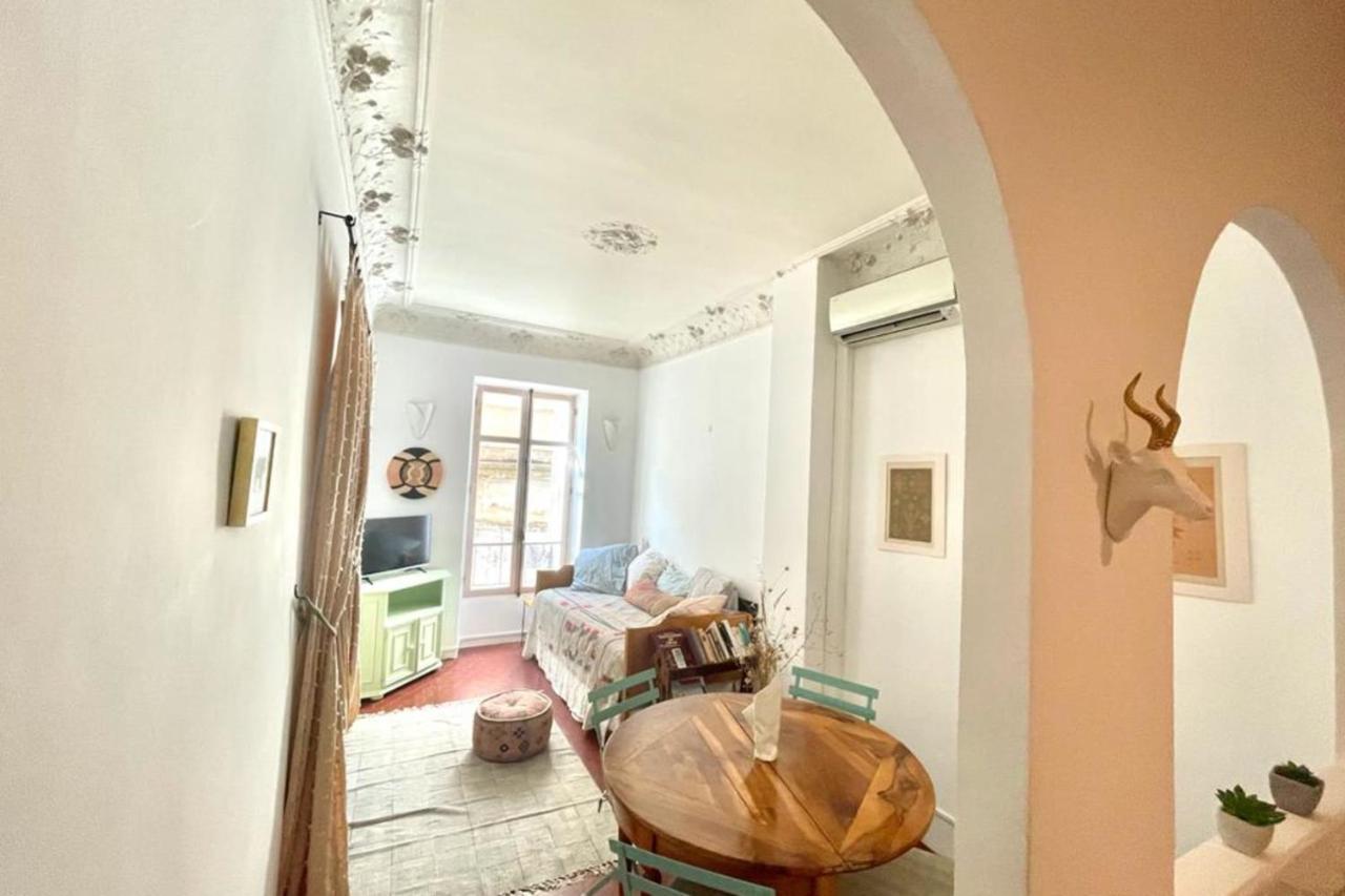 Villa Bnb Renting Great Studio In The Heart Of Cannes Old City Neighbourhood ! Extérieur photo